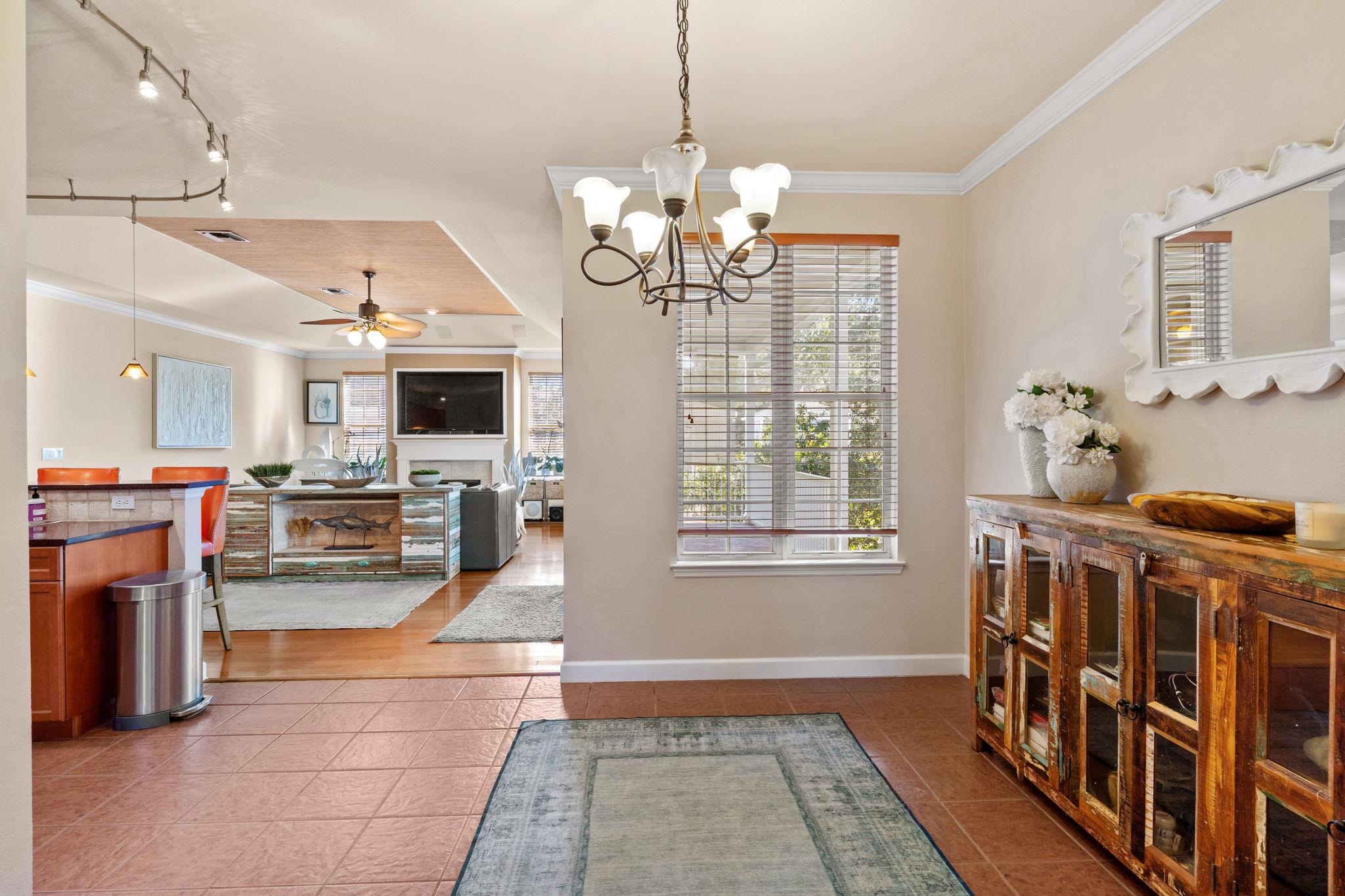 3255 SALINGER Way