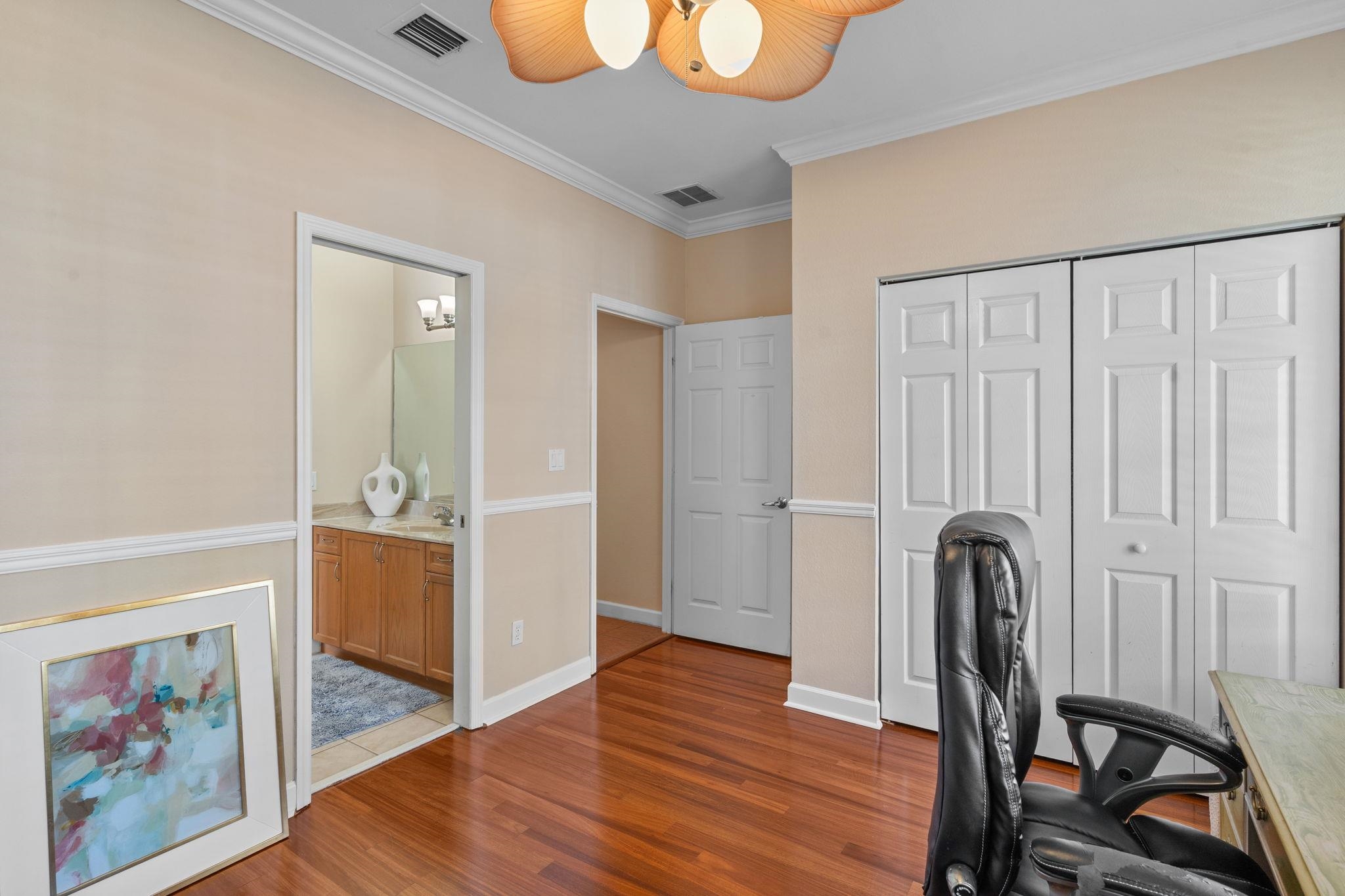 3255 SALINGER Way