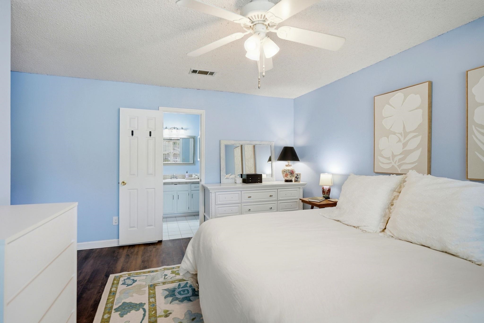 6704 Hill Gail Trail