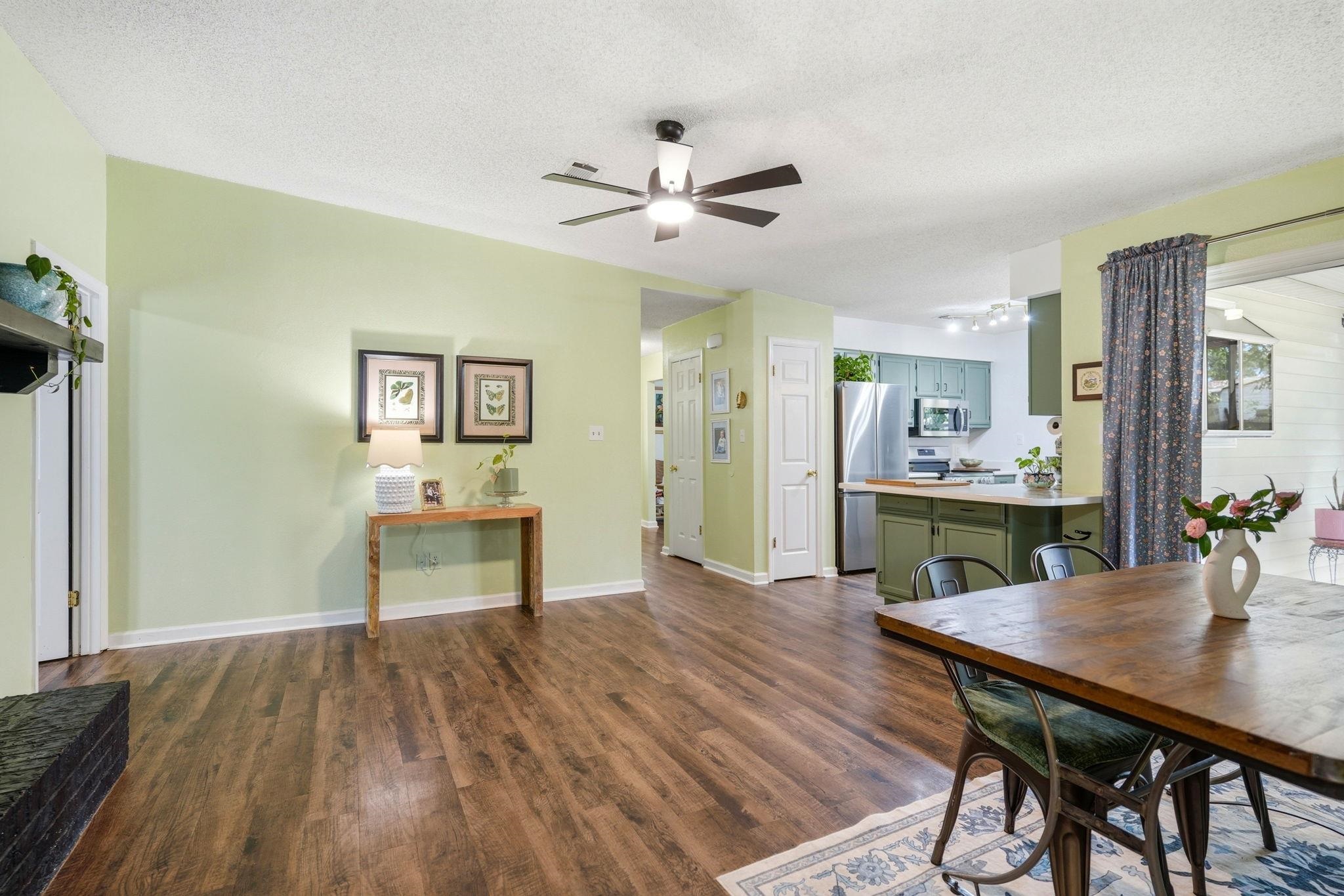 6704 Hill Gail Trail