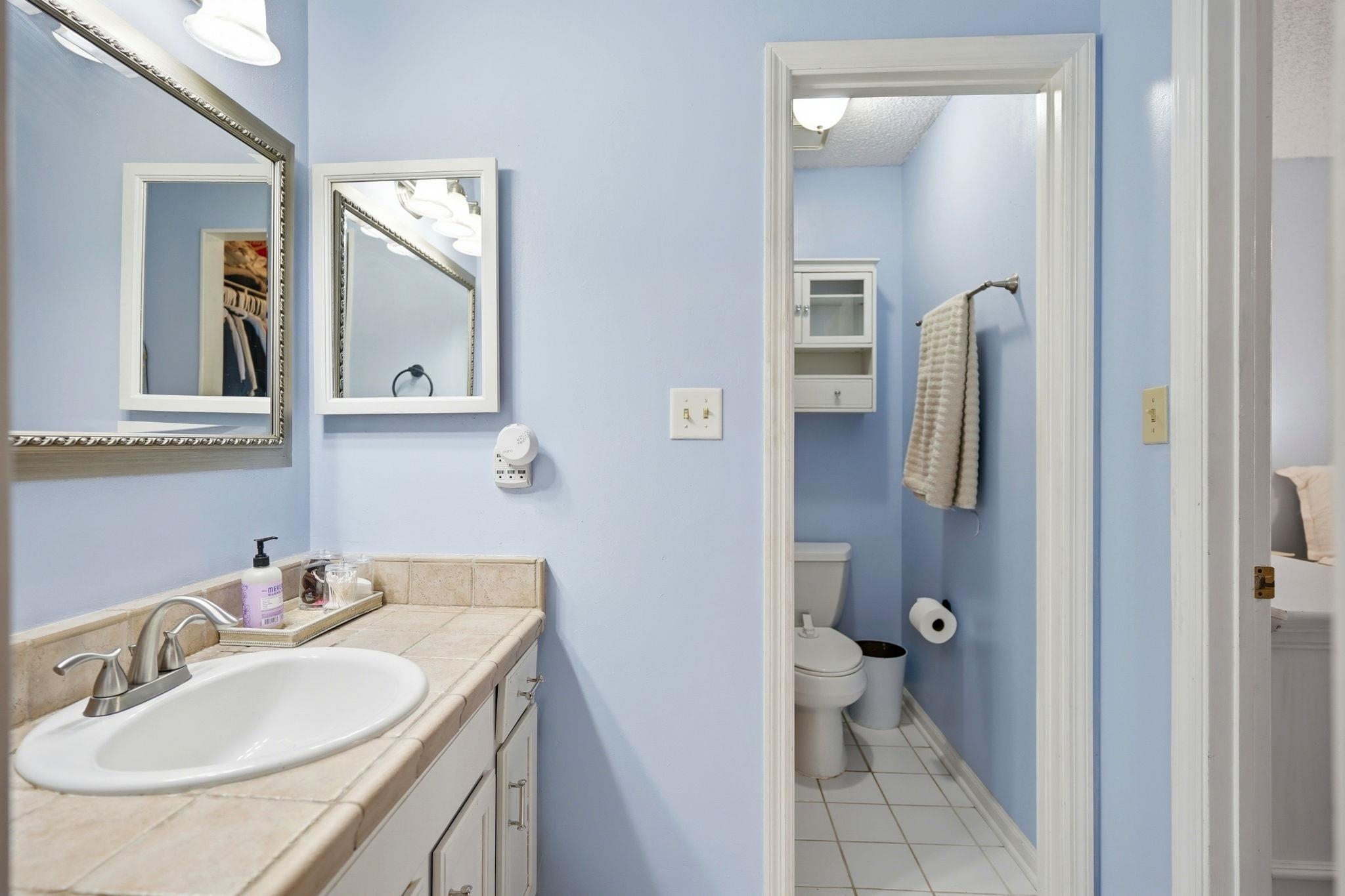 6704 Hill Gail Trail