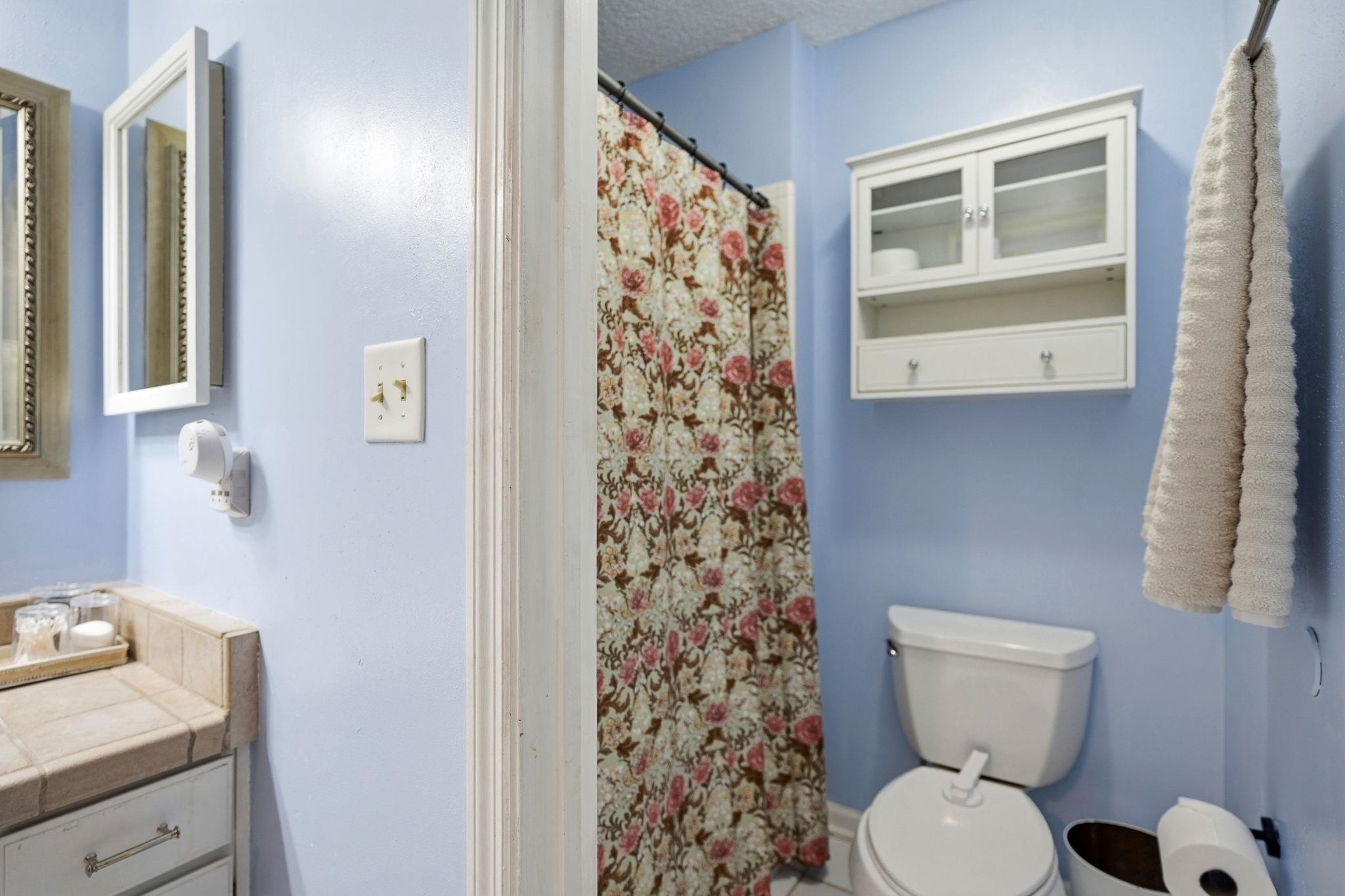 6704 Hill Gail Trail