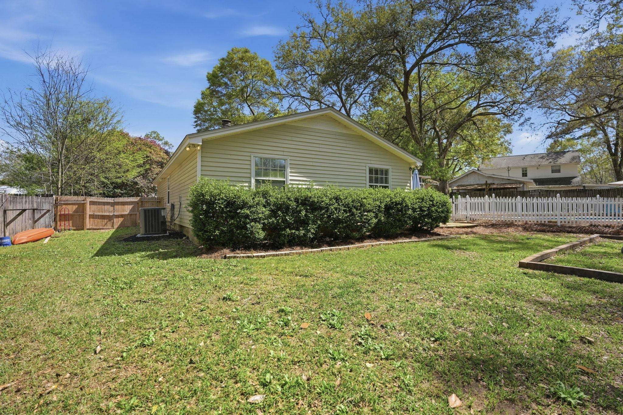 6704 Hill Gail Trail