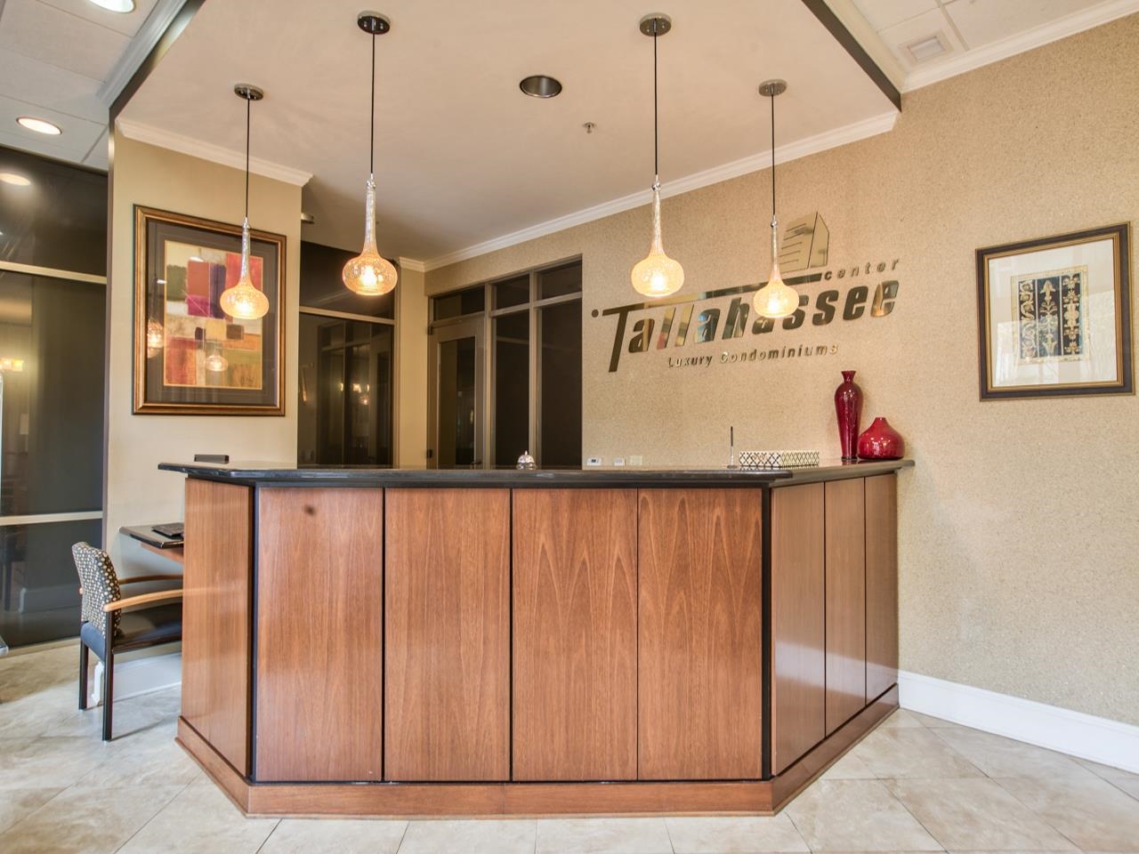 215 W College Unit 808 Avenue Unit: 808