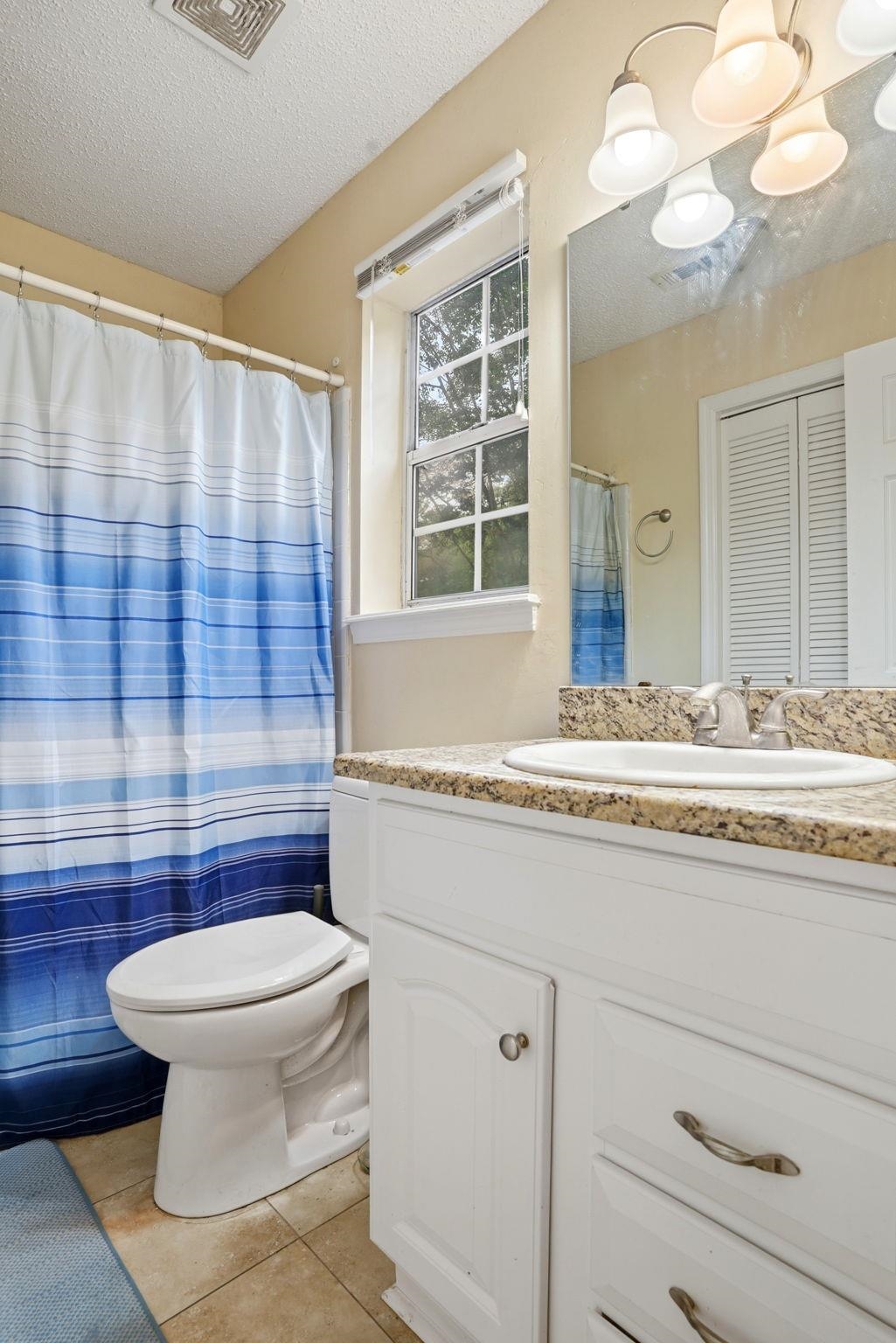 1611 Flint Ridge Lane