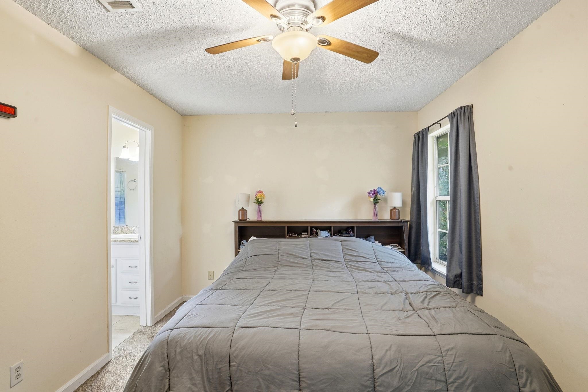 1611 Flint Ridge Lane