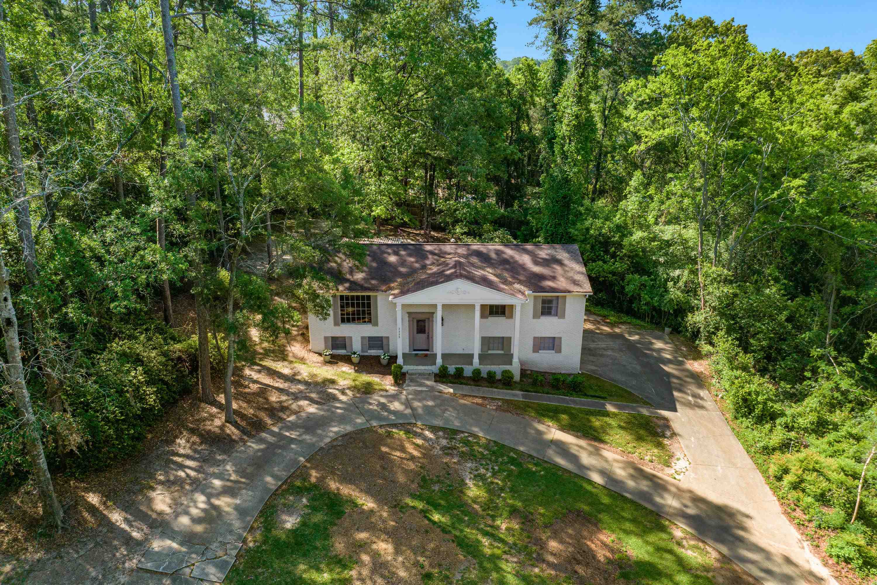 2225 Limerick Drive