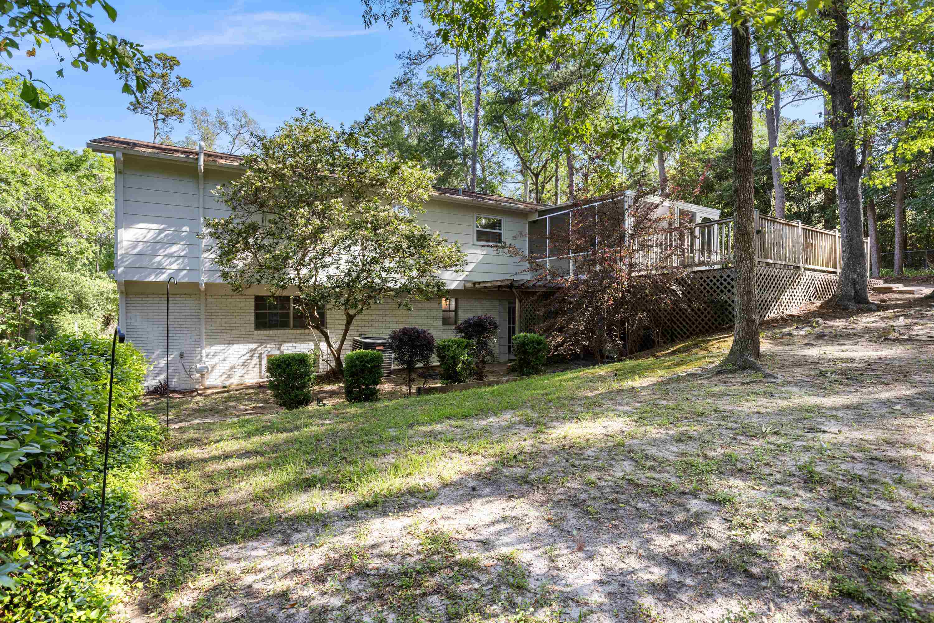 2225 Limerick Drive