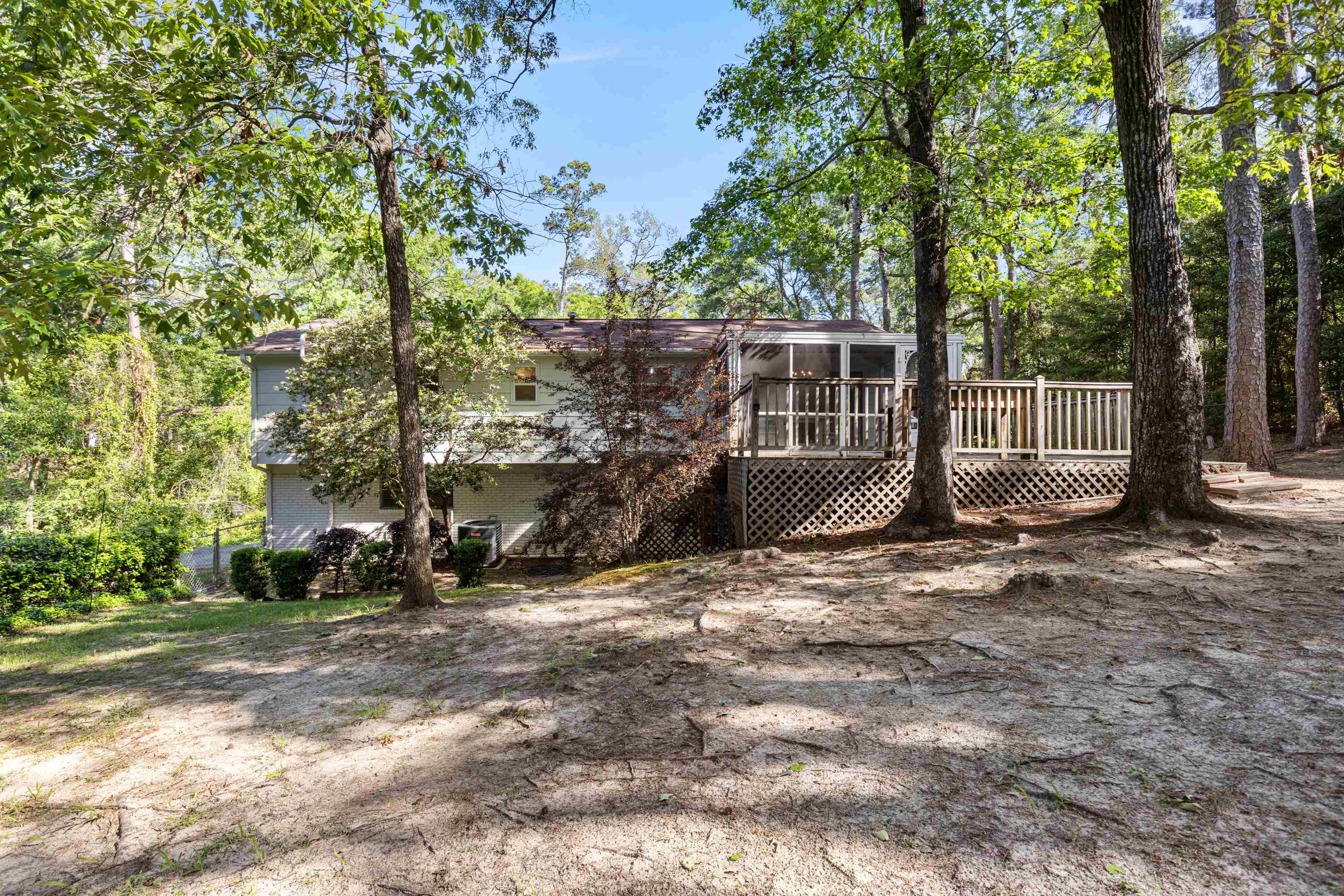 2225 Limerick Drive