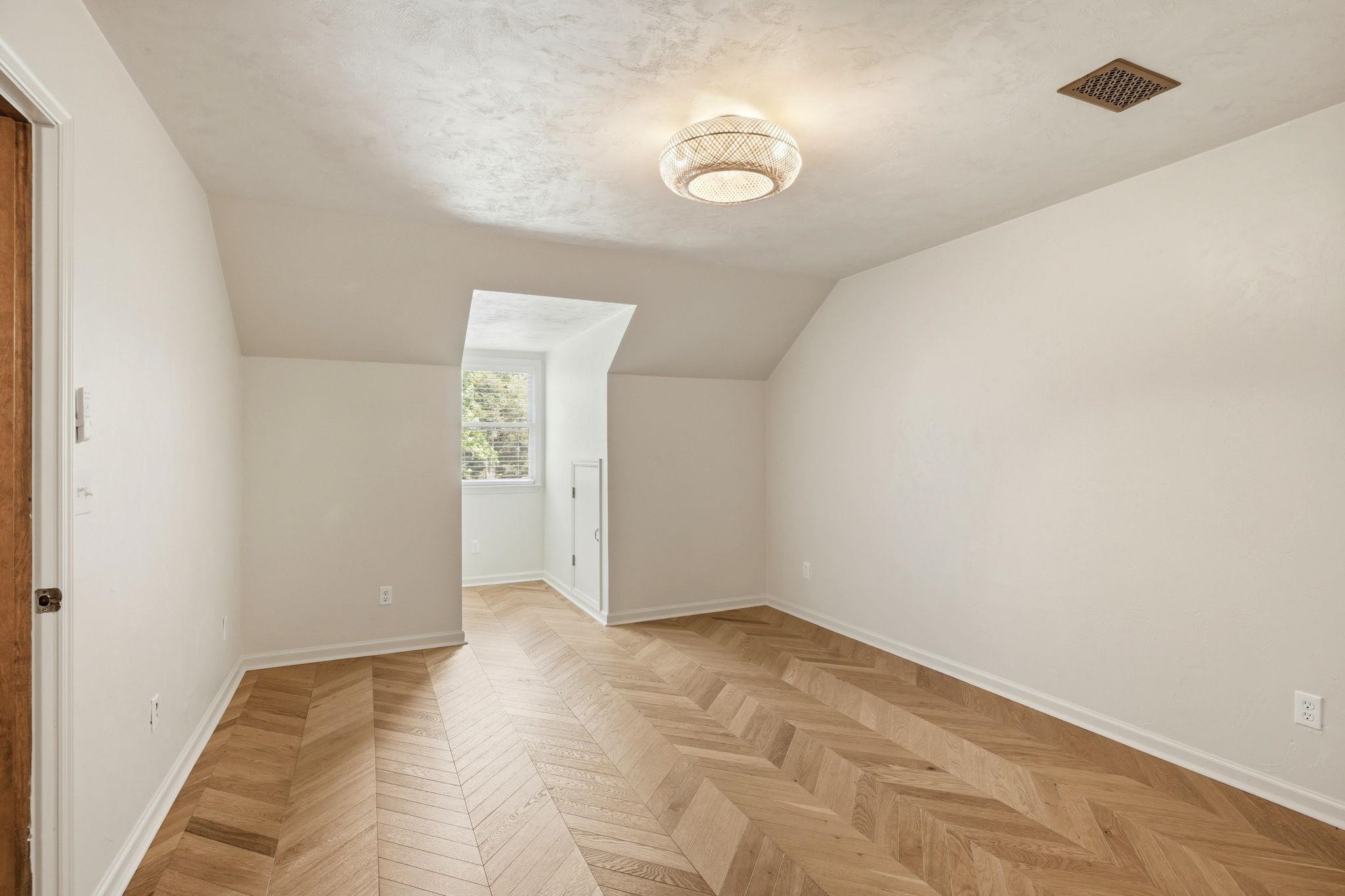 2626 NOBLE Drive