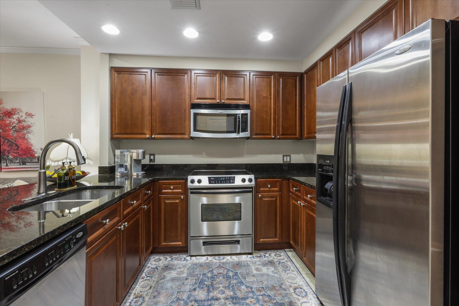 121 N Monroe Street Unit: 5004