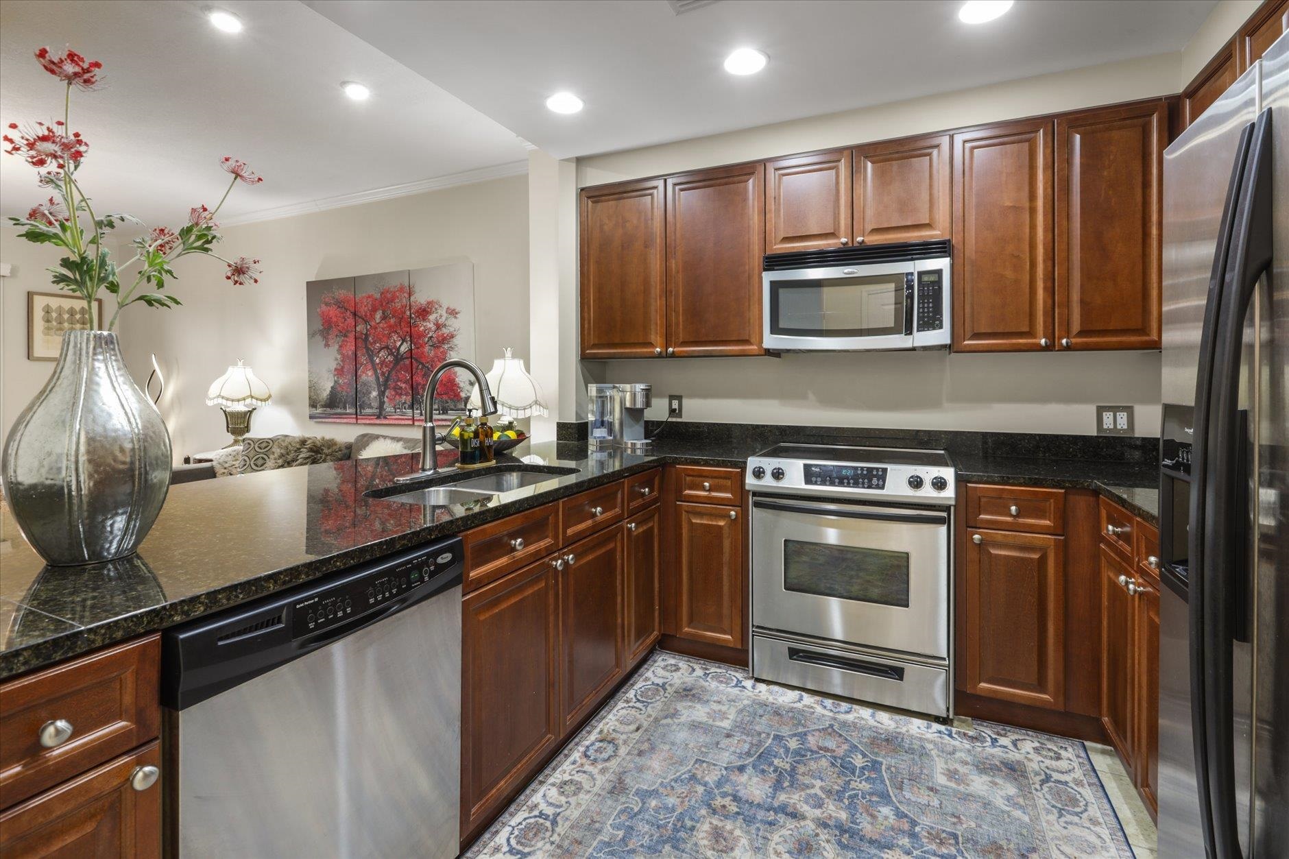 121 N Monroe Street Unit: 5004