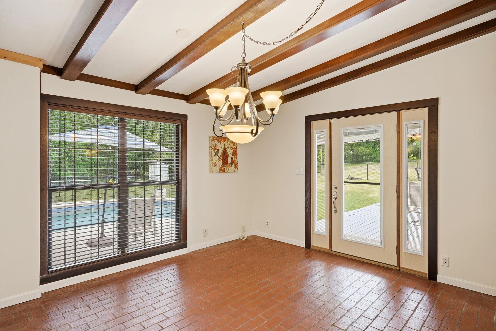 7067 CALICO Circle