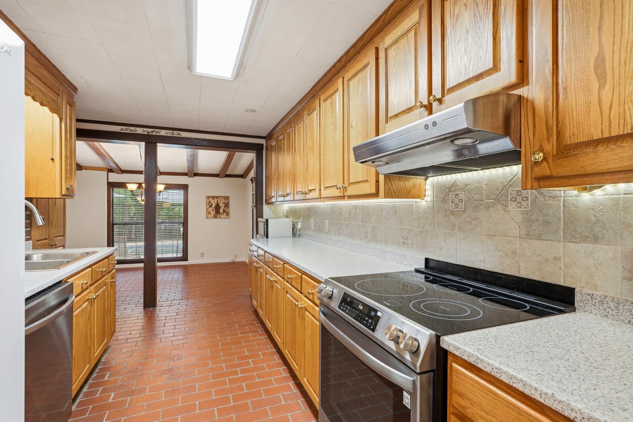 7067 CALICO Circle