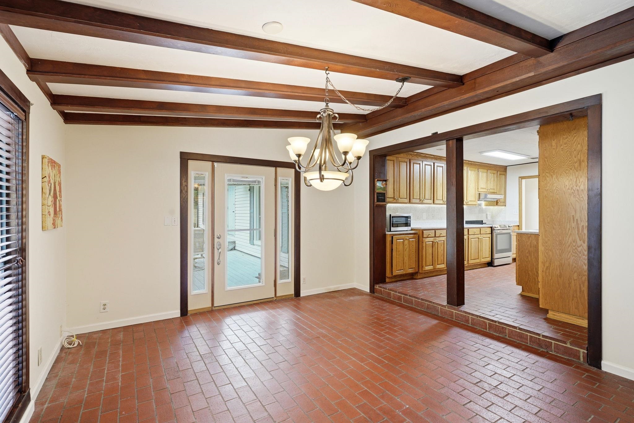 7067 CALICO Circle