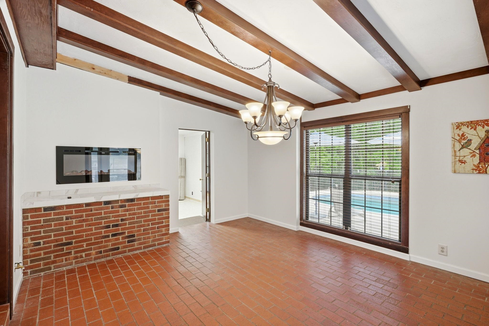7067 CALICO Circle