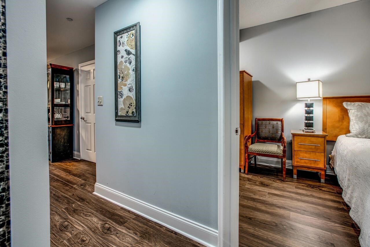 215 W College Avenue Unit 711