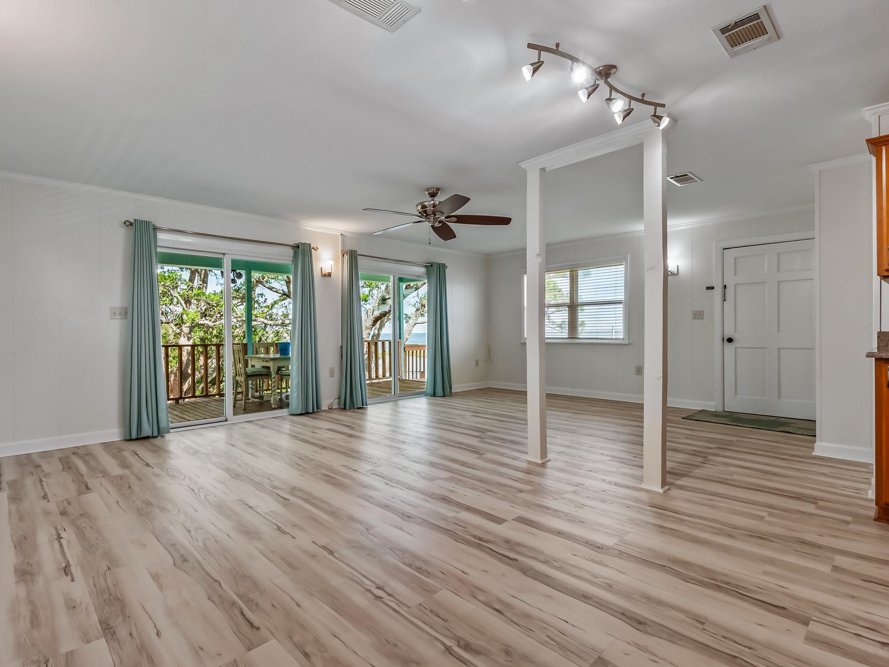 1308 Peninsular Circle