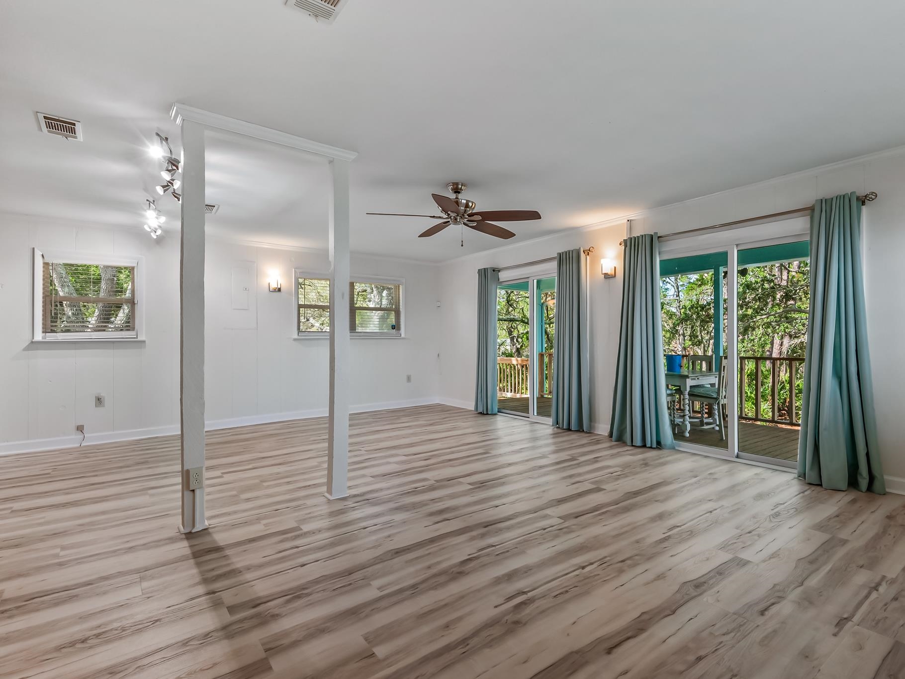 1308 Peninsular Circle