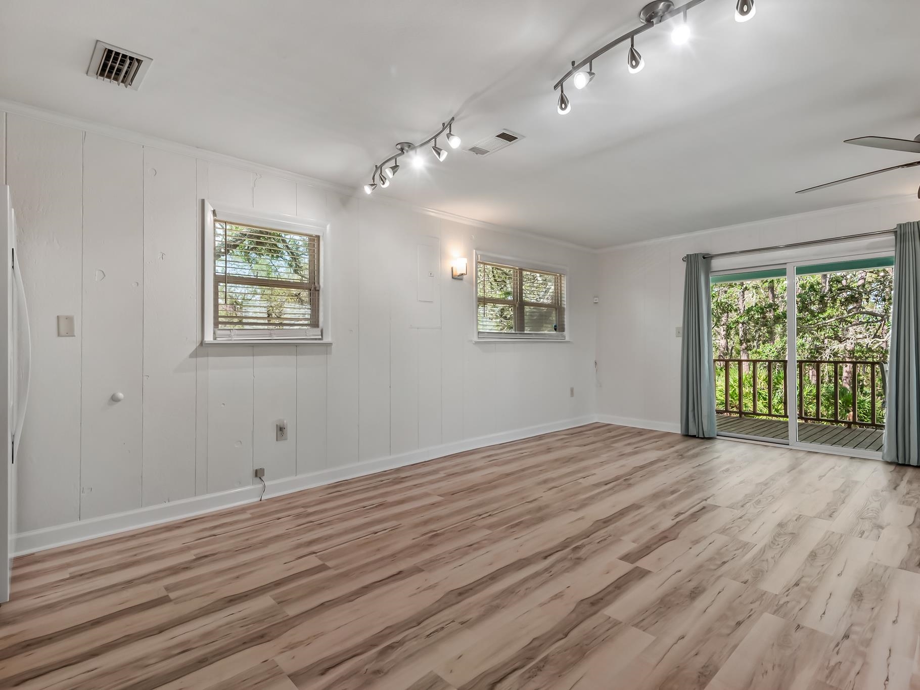 1308 Peninsular Circle