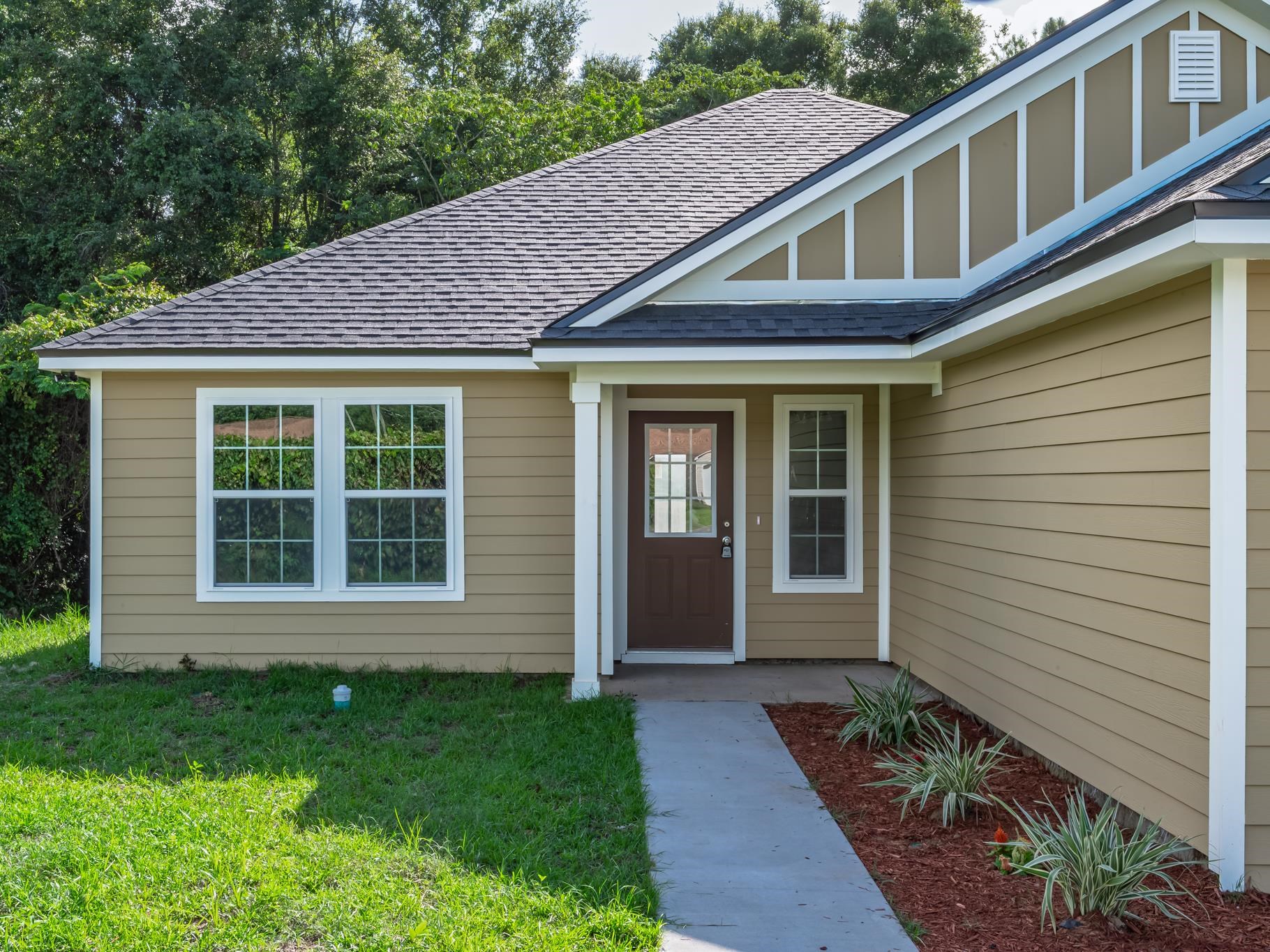 920 Arlington Circle