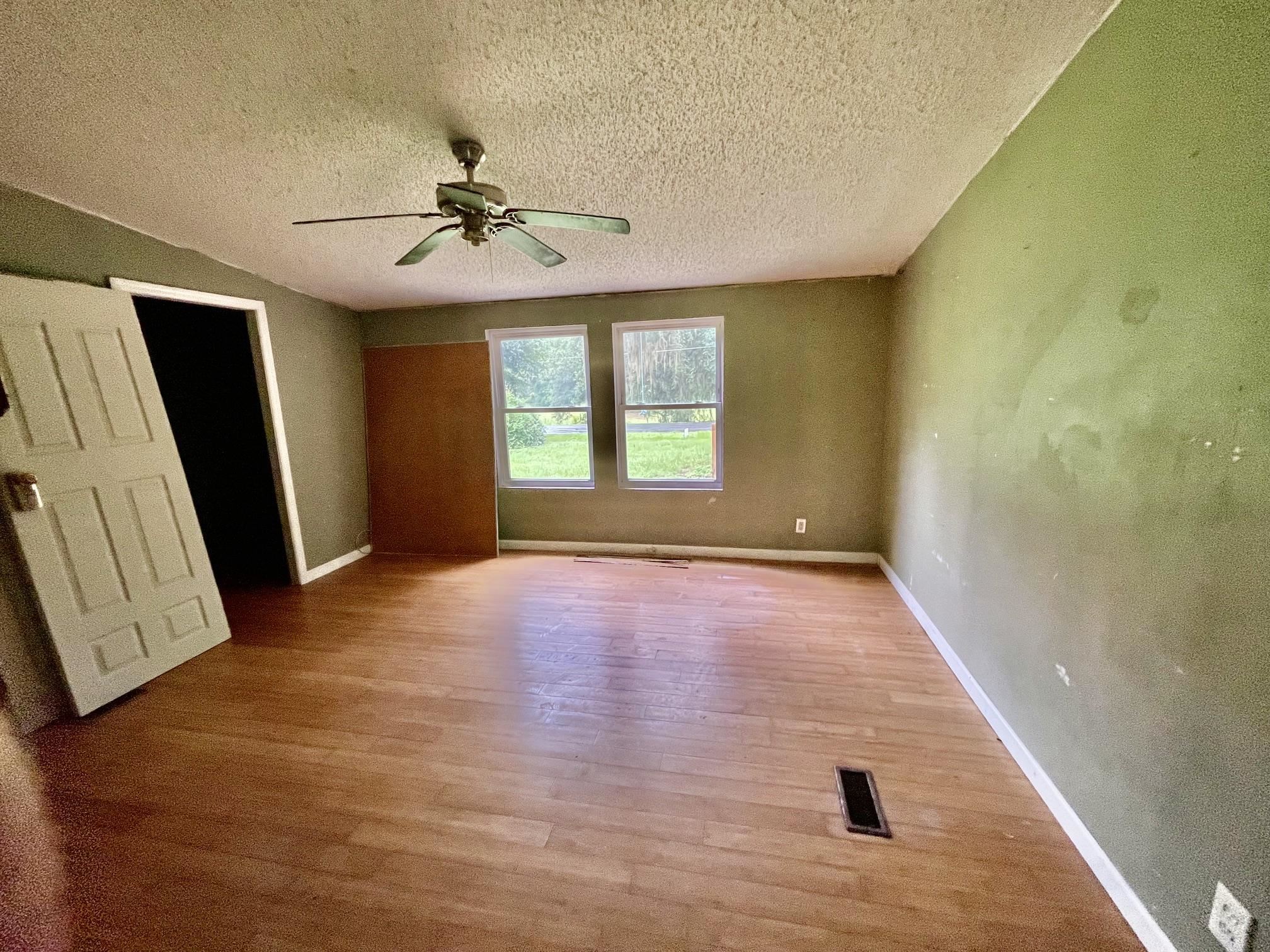 8457 Manor Drive