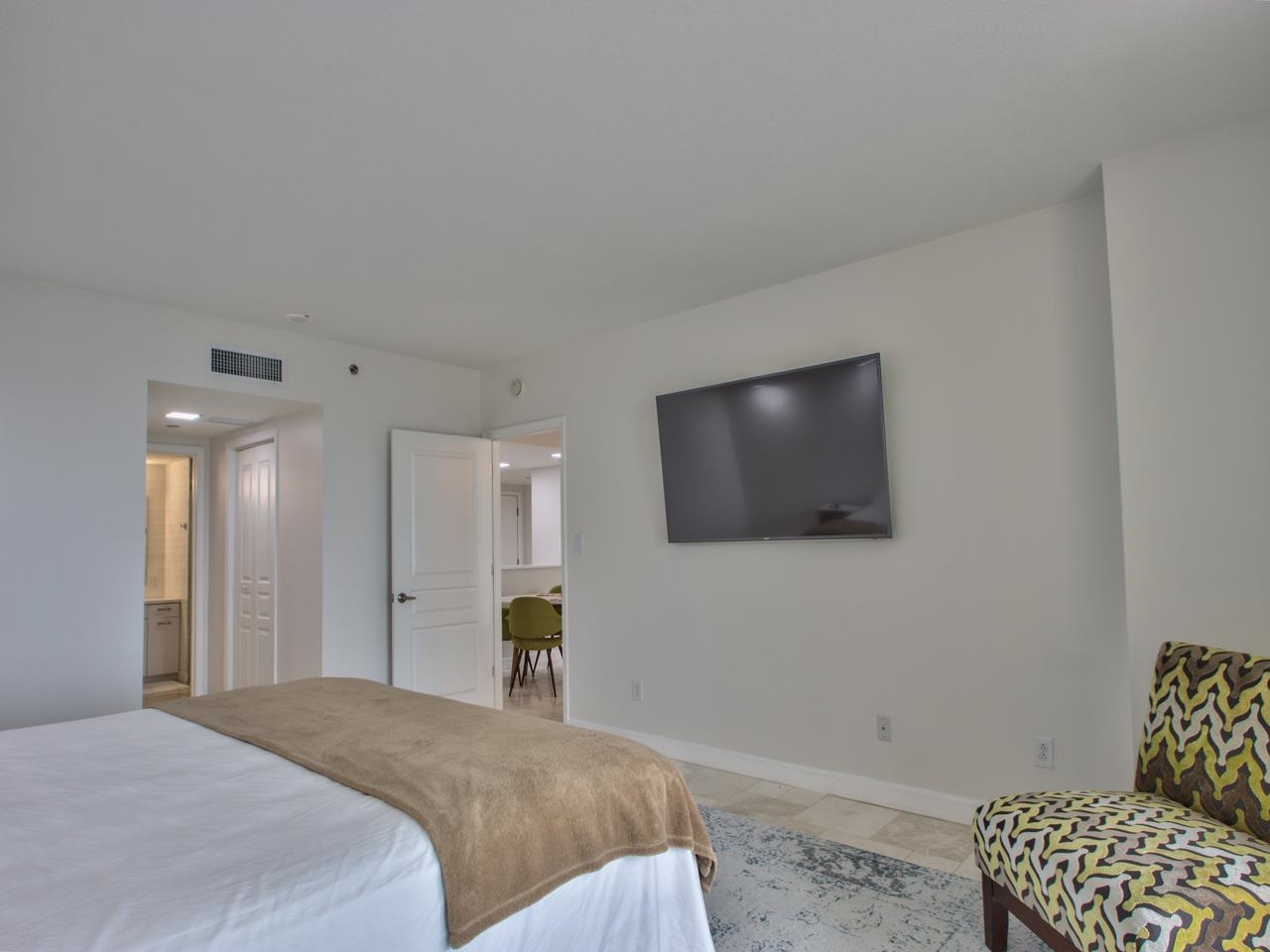 300 S Duval Street Unit: 2006