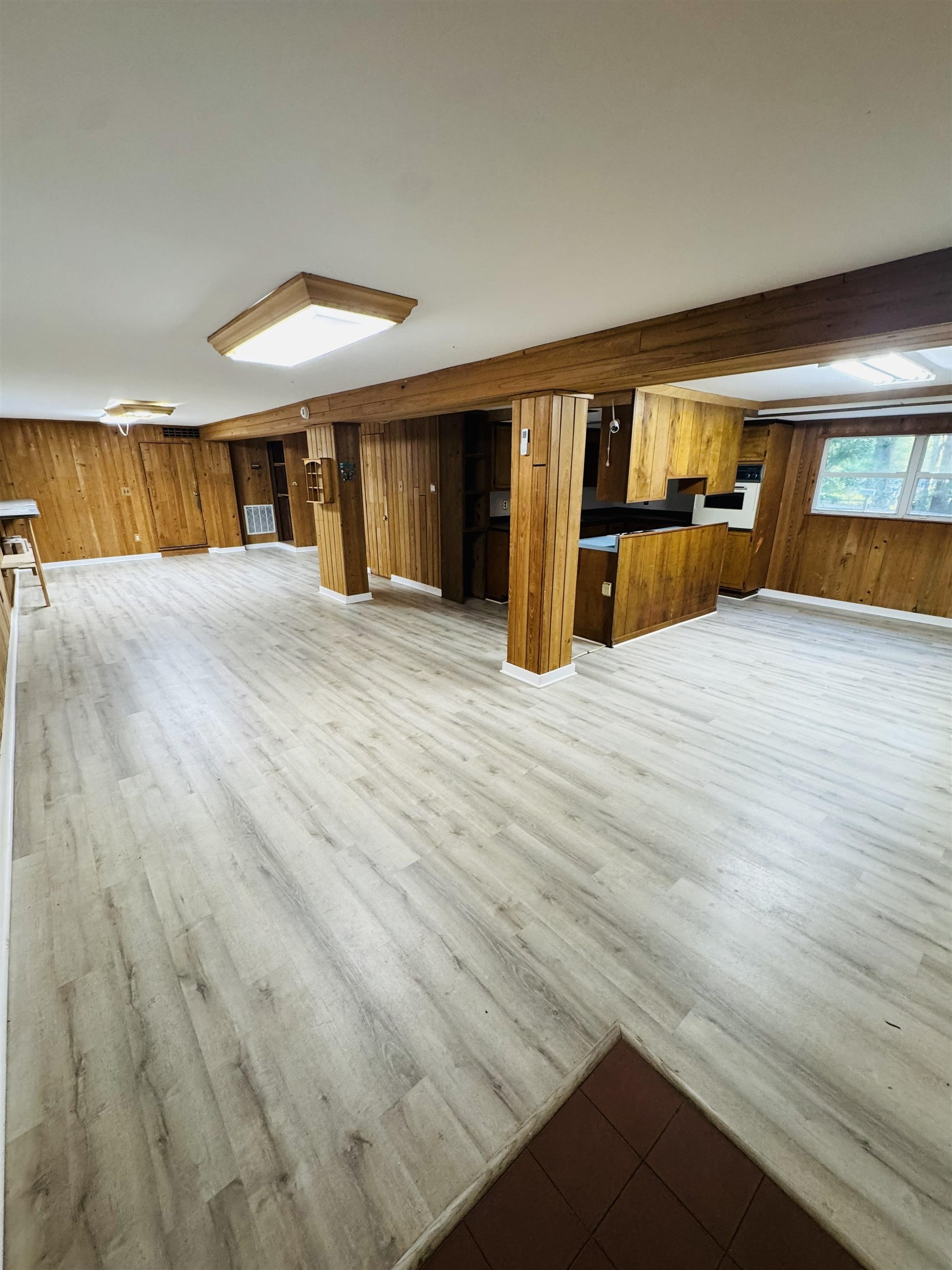 1527 ARGONNE Road