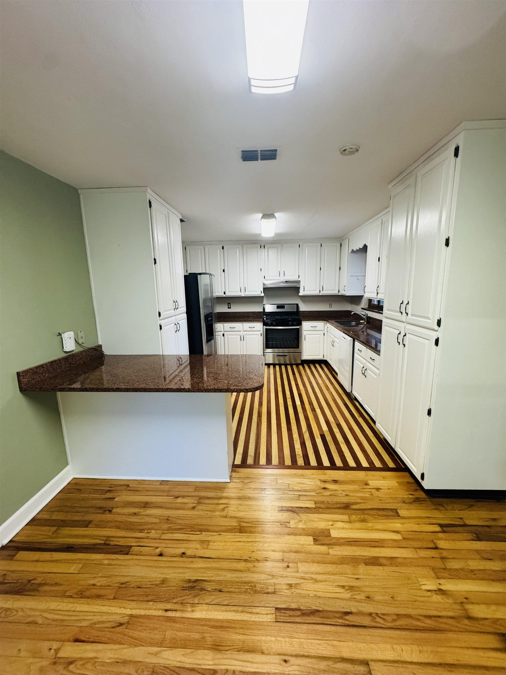 1527 ARGONNE Road