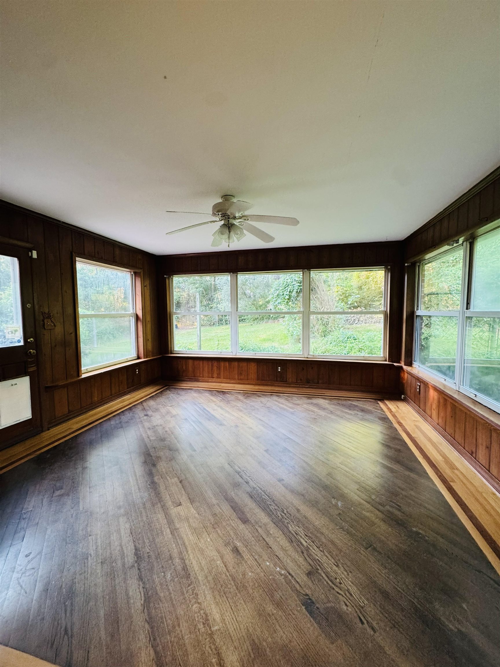 1527 ARGONNE Road