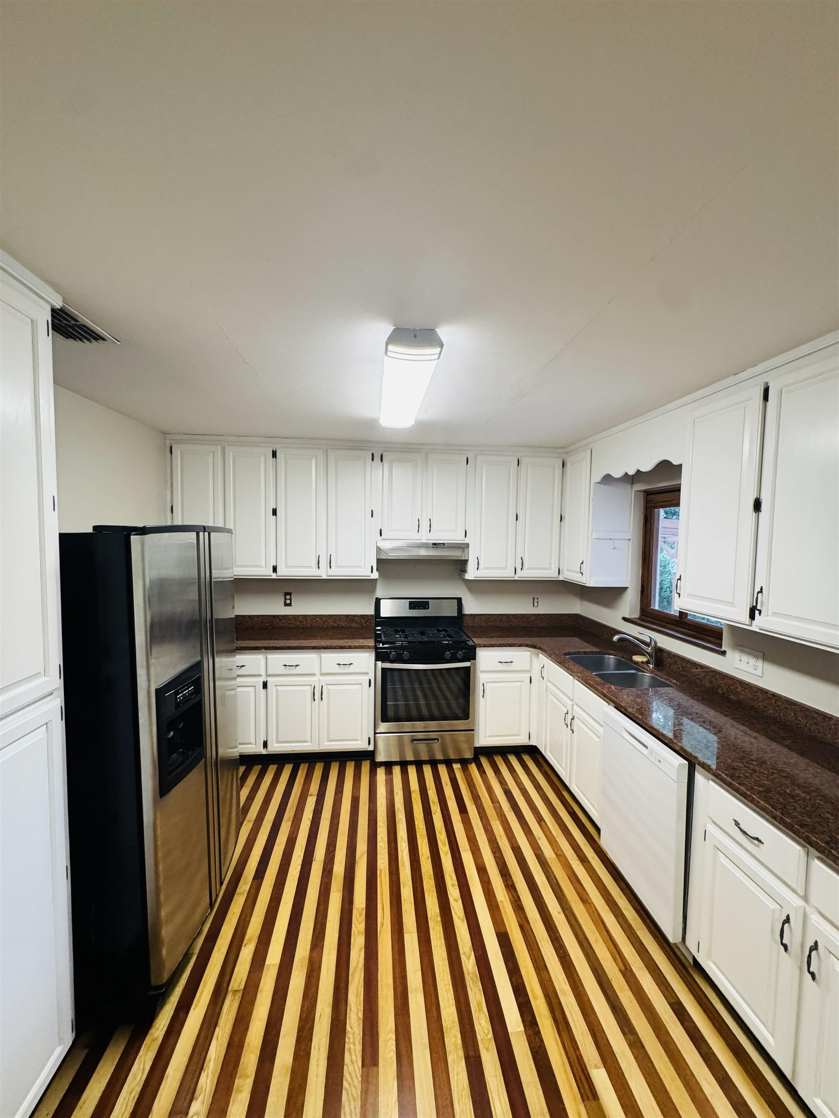 1527 ARGONNE Road