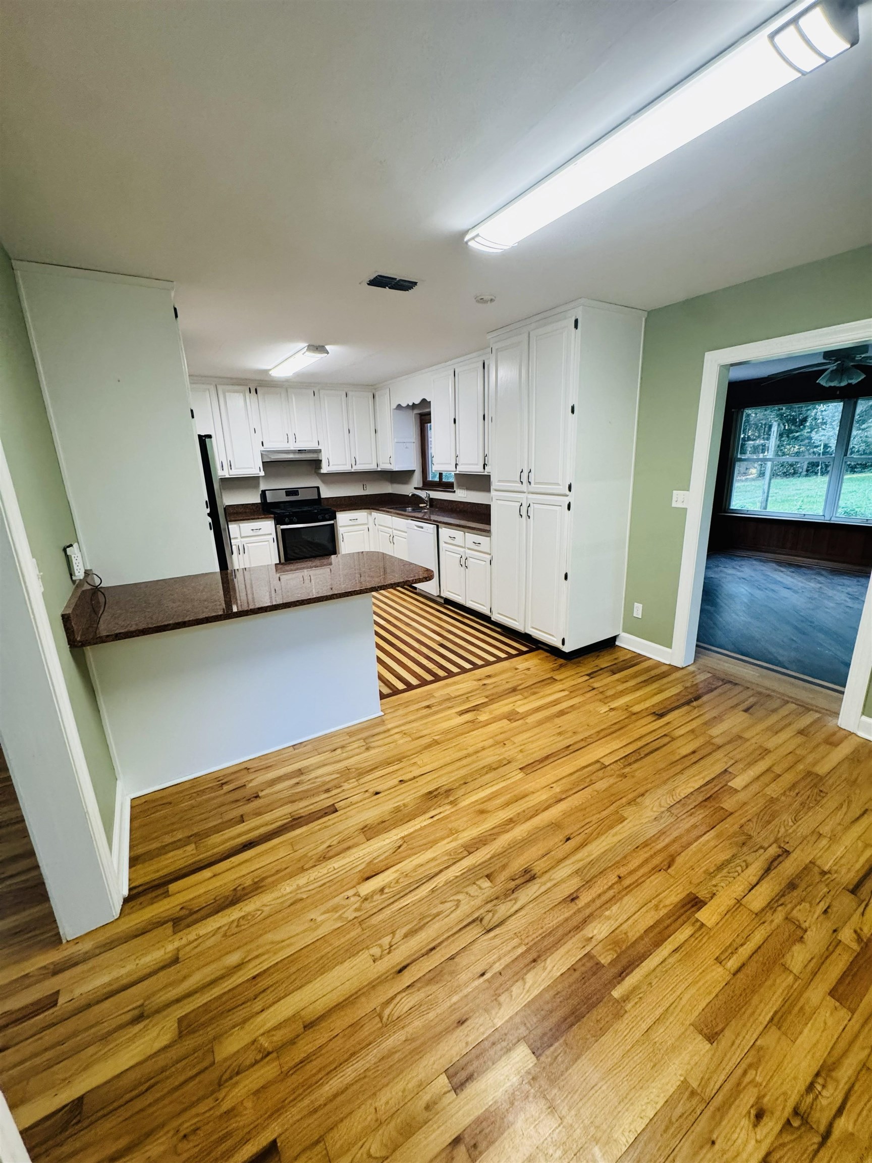 1527 ARGONNE Road