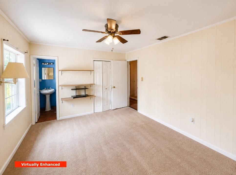 102 Horseshoe Drive