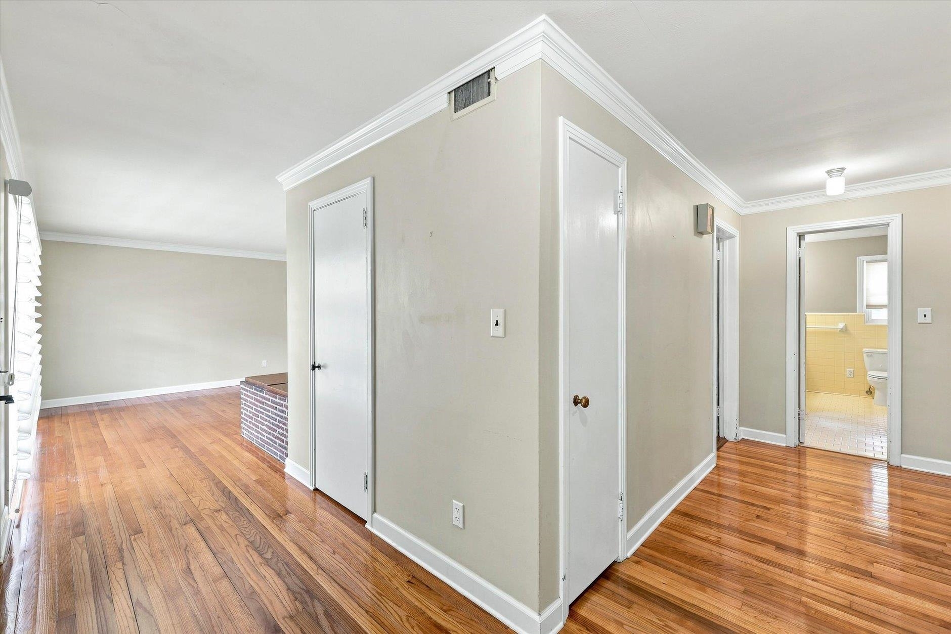 1521 ARGONNE Road