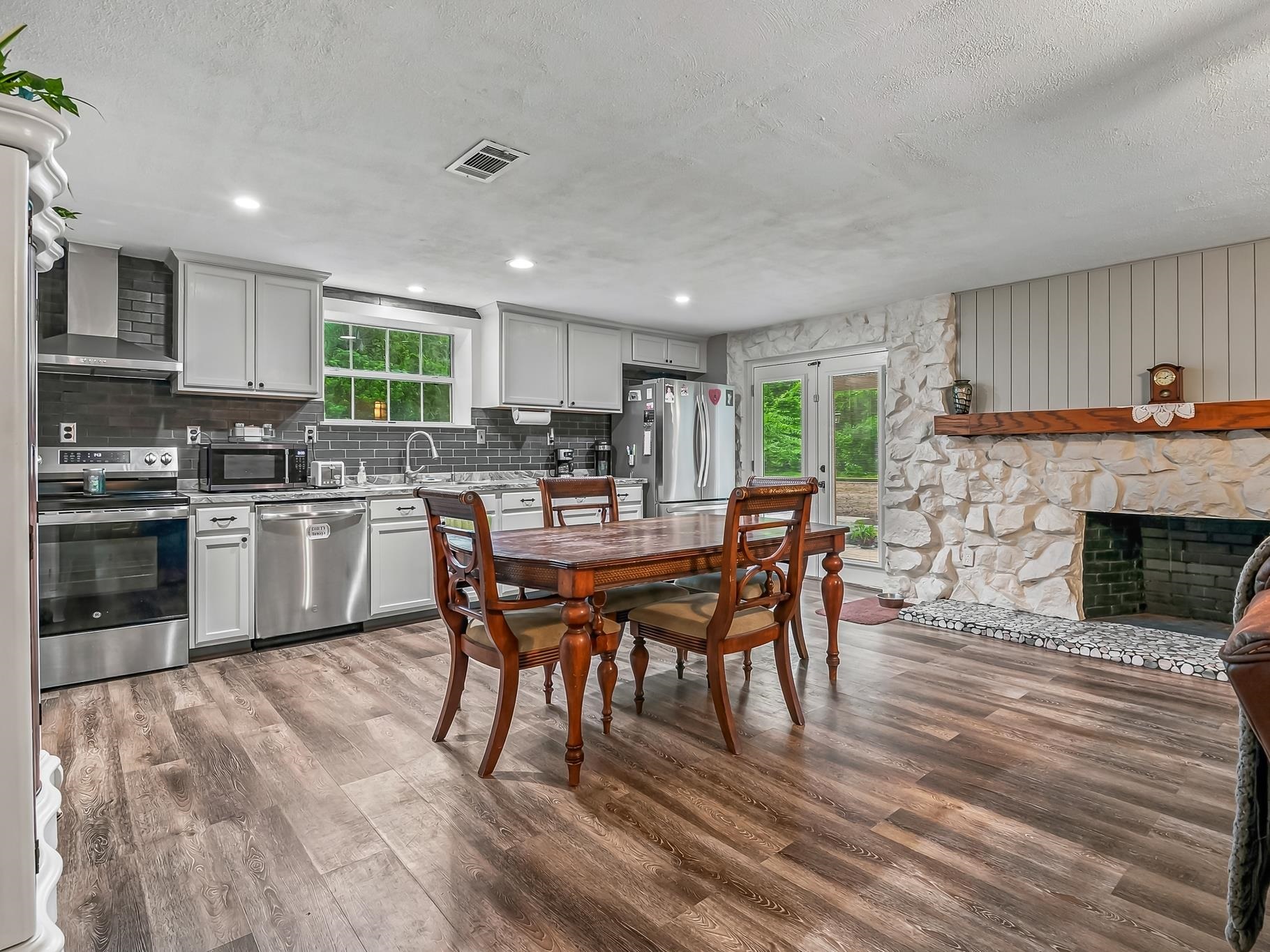 454 Tiger Hammock Road