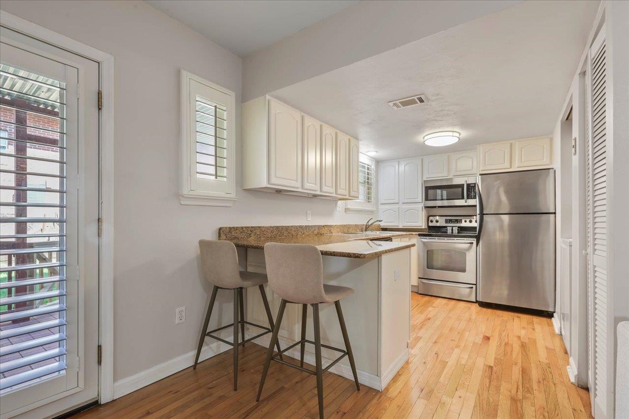 517 E Jefferson Street Unit: 45