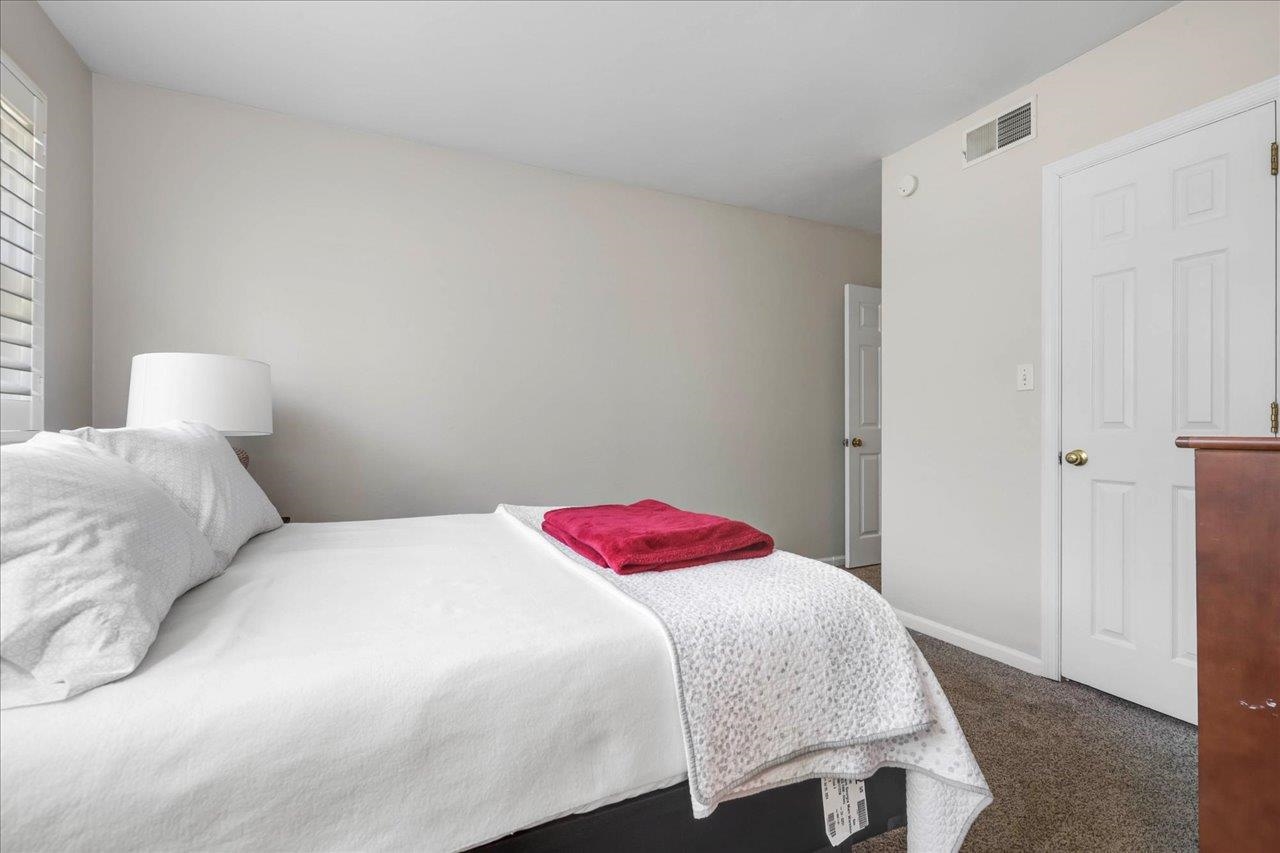 517 E Jefferson Street Unit: 45