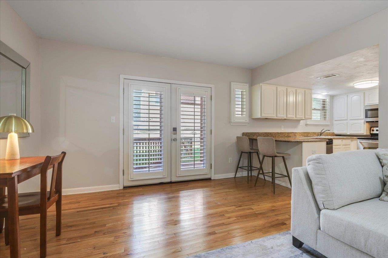 517 E Jefferson Street Unit: 45