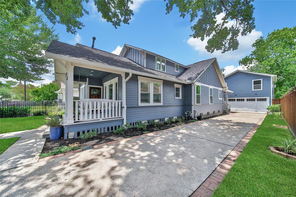 423 Pecore Street