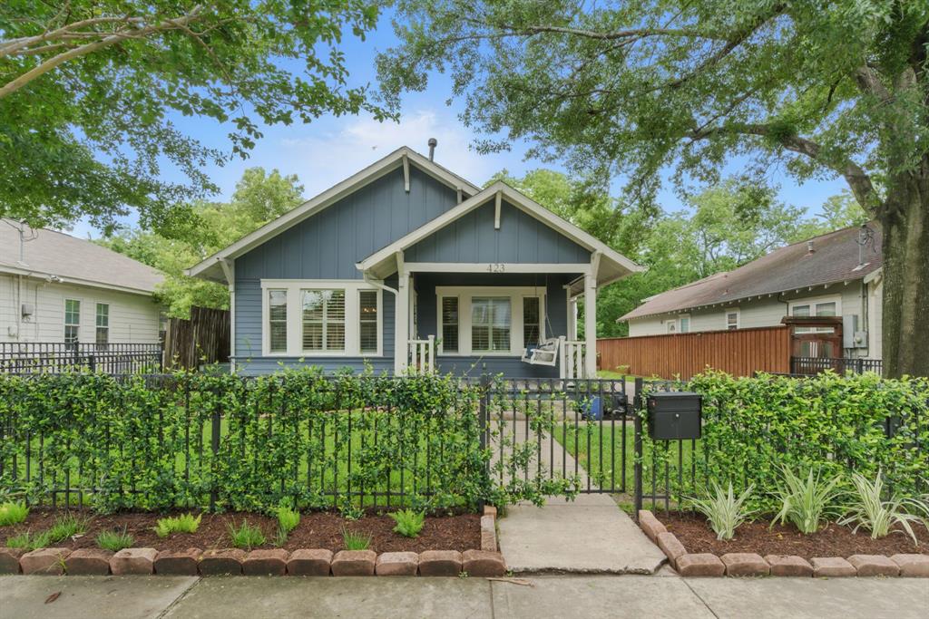 423 Pecore Street