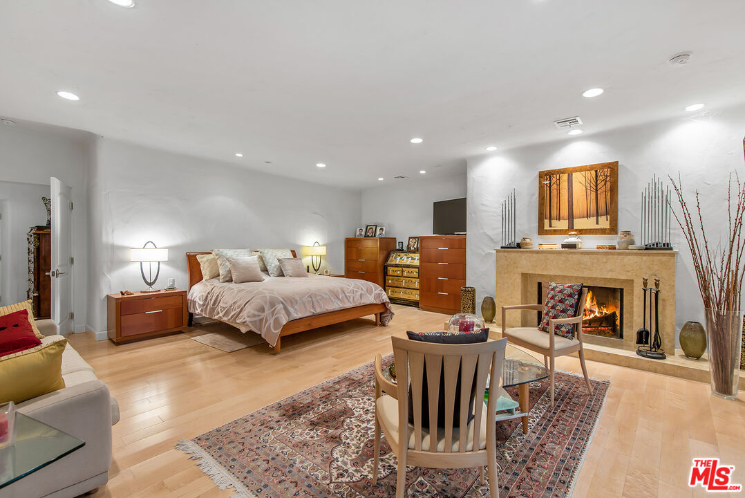 2131 Century Woods Way