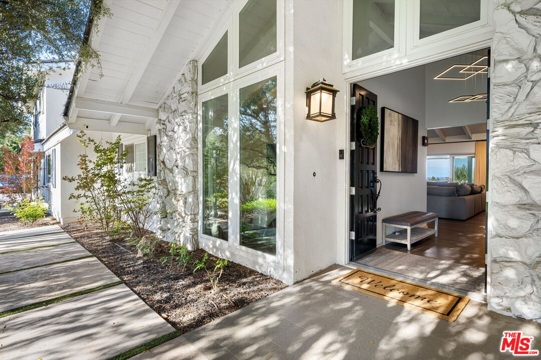 25021 Jim Bridger Rd