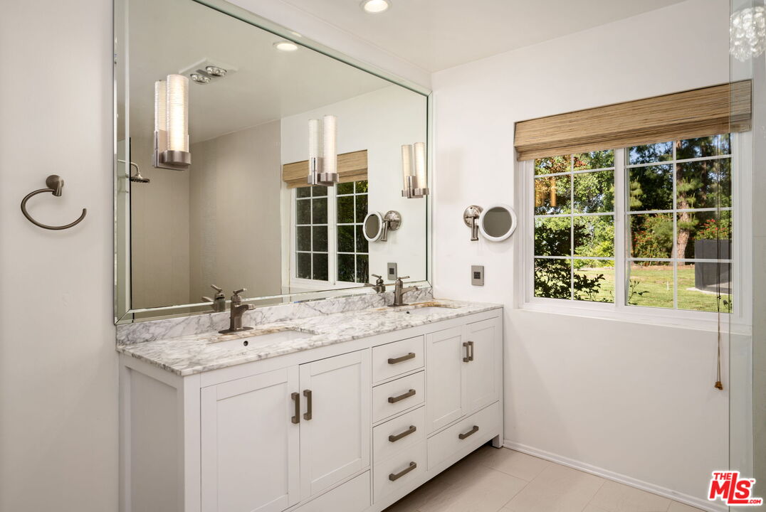 25021 Jim Bridger Rd