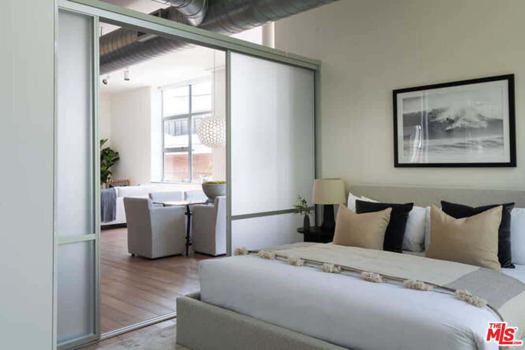 4080 Glencoe Ave Unit: 226