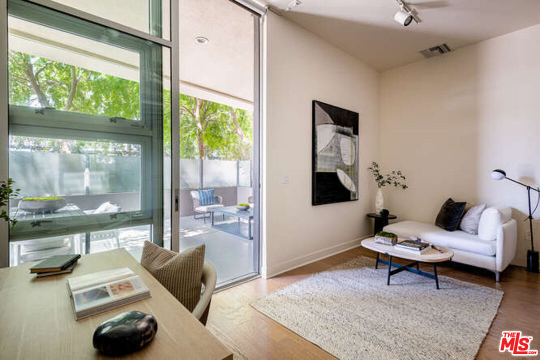 4080 Glencoe Ave Unit: 226