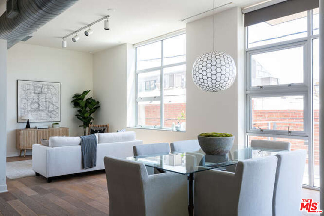 4080 Glencoe Ave Unit: 226