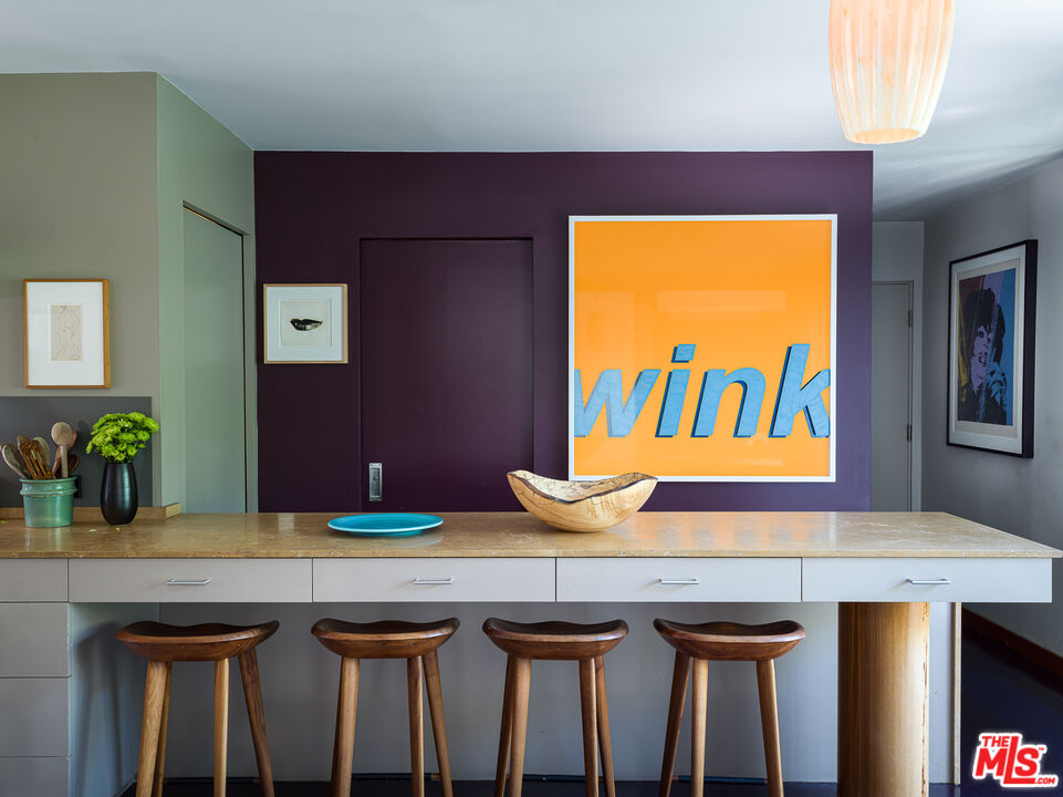 2613 Lake Hollywood Dr