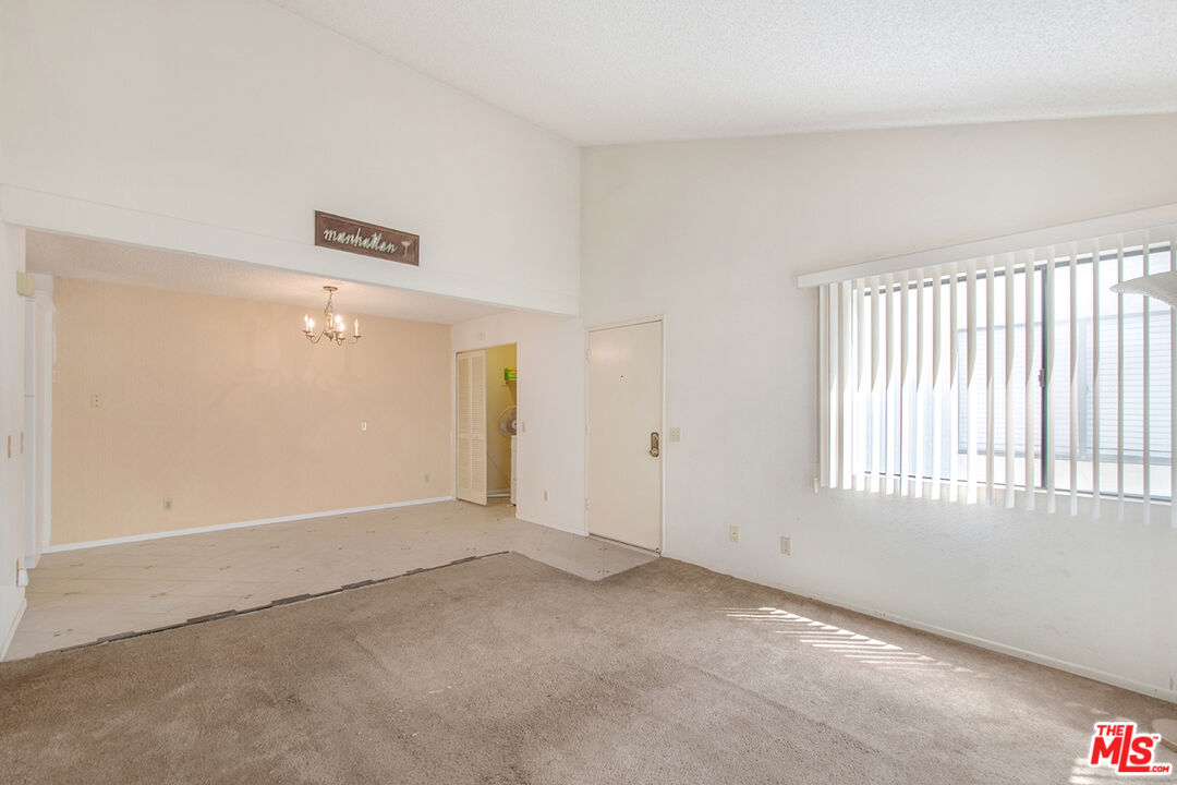 22892 HILTON HEAD DR Unit: 286