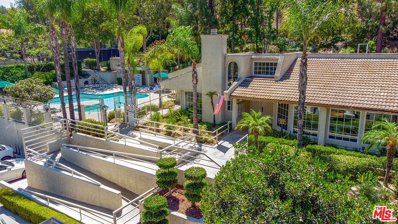 22892 HILTON HEAD DR Unit: 286