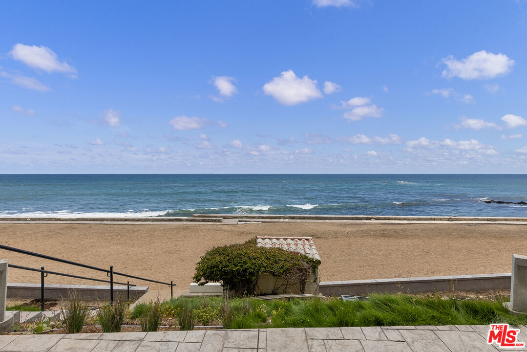 11908 Beach Club Way